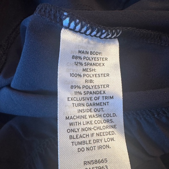 Z By Zella Ladies Large Black lightweight jacket with elastic waist & cuffs. EUC - Picture 6 of 7